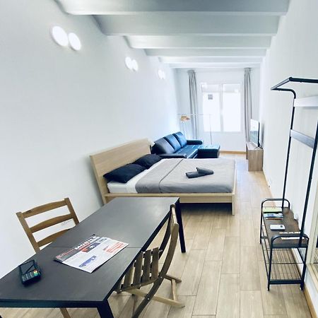 Apl Sants Lofts Bcn Fira Camp Nou Apartment Barcelona Exterior photo